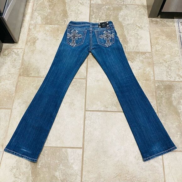 Miss Me Bootcut Jeans 27x33 Distressed Stretch Cross Embellished EUC - Picture 13 of 13